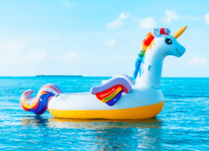 schwimmendes Einhorn, am Pferdemarkt bleibt die Praxis zu